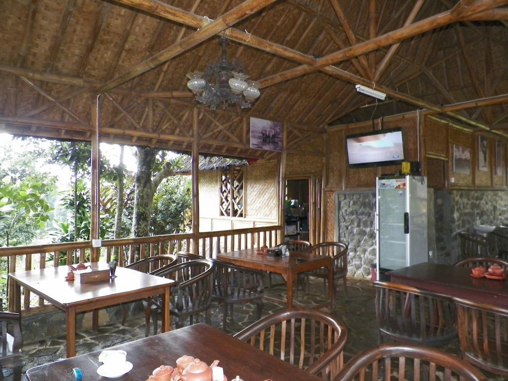 Villa Kampung Karuhun Sutan Raja Bandung Exterior foto